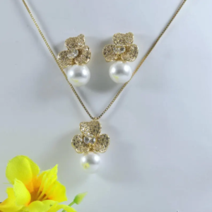 Timeless Floral Pearl pendant Set